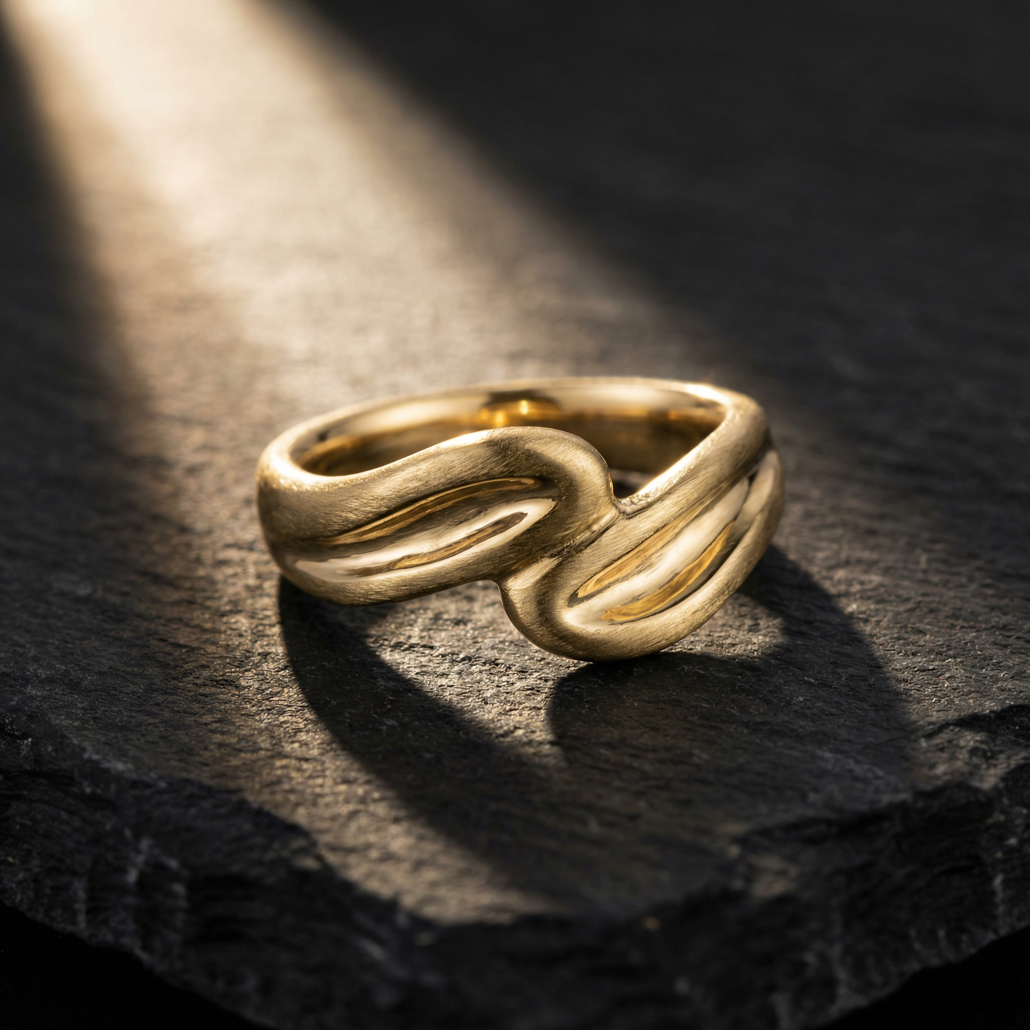 Flux Sculptural Ring — Solid Gold
