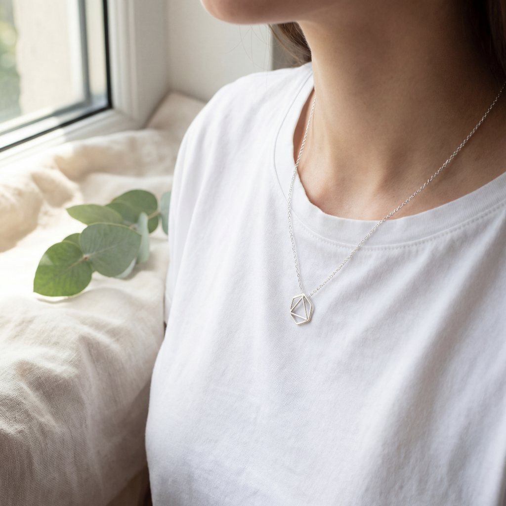 Éclat Charm Pendant